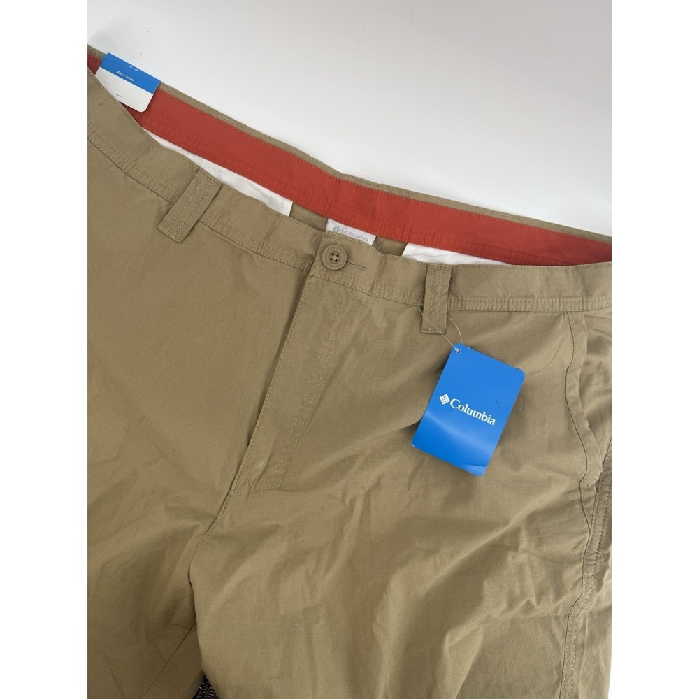 Columbia Wased Out Mens Shorts 40W 10L Tan Khaki Hiking Fishing Casual